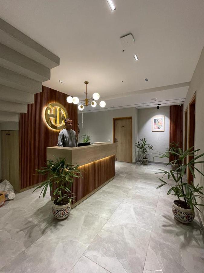 Hotel West Inn Premium Kharar Eksteriør billede